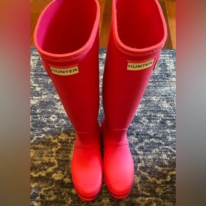 Womens Size 8 Hot Pink Tall Hunter Boots